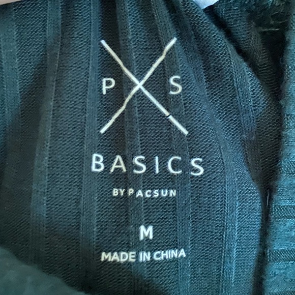 Cropped Mock Neck Long Sleeve top - Picture 2 of 2